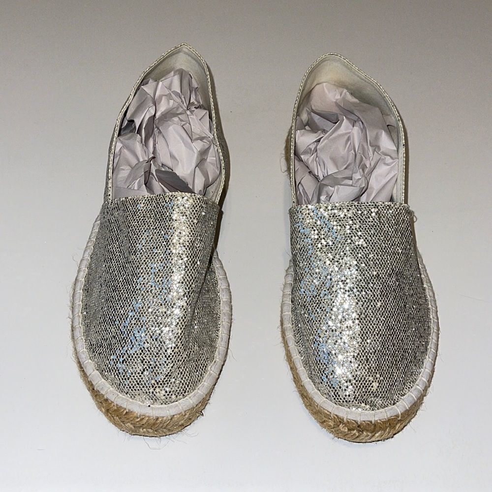 ETRE WOMEN SILVER SPARKLY ESPADRILLES SIZE 8